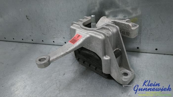 Used Engine mount Kia Niro Price € 95,00 Margin scheme offered by Klein Gunnewiek Autodemontage & Motorentechniek