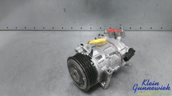 Pompe clim d'un Opel Corsa 2023