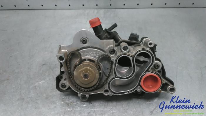 Używane Pompa wodna Volkswagen Polo Cena € 22,00 Procedura marży oferowane przez Klein Gunnewiek Autodemontage & Motorentechniek