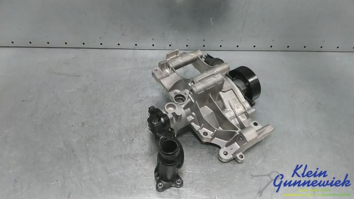 Usagé Support dynamo bas BMW 3-Série Prix € 93,00 Règlement à la marge proposé par Klein Gunnewiek Autodemontage & Motorentechniek