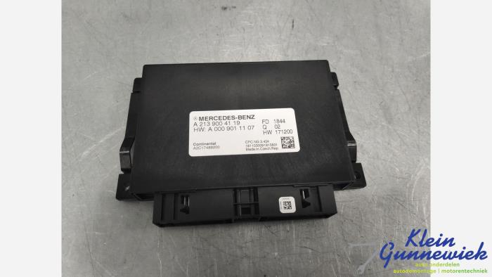 Usagé Ordinateur divers Mercedes E-Klasse Prix € 64,00 Règlement à la marge proposé par Klein Gunnewiek Autodemontage & Motorentechniek