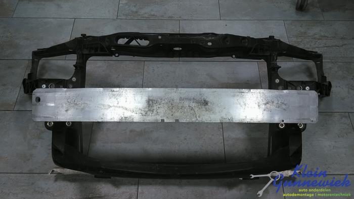 Begagnade Front Opel Corsa Pris € 112,00 Marginaltabell erbjuds av Klein Gunnewiek Autodemontage & Motorentechniek