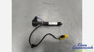 Used Miscellaneous Mercedes E-Klasse Price € 25,00 Margin scheme offered by Klein Gunnewiek Autodemontage & Motorentechniek