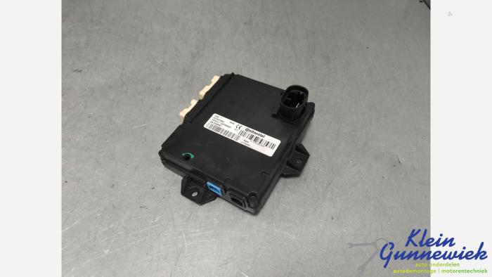 Usagé Ordinateur divers Renault Trafic Prix € 89,00 Règlement à la marge proposé par Klein Gunnewiek Autodemontage & Motorentechniek