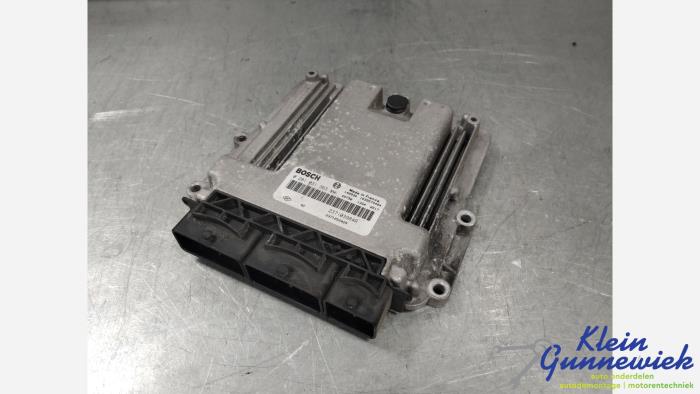 Used Injection computer Renault Trafic Price € 371,00 Margin scheme offered by Klein Gunnewiek Autodemontage & Motorentechniek