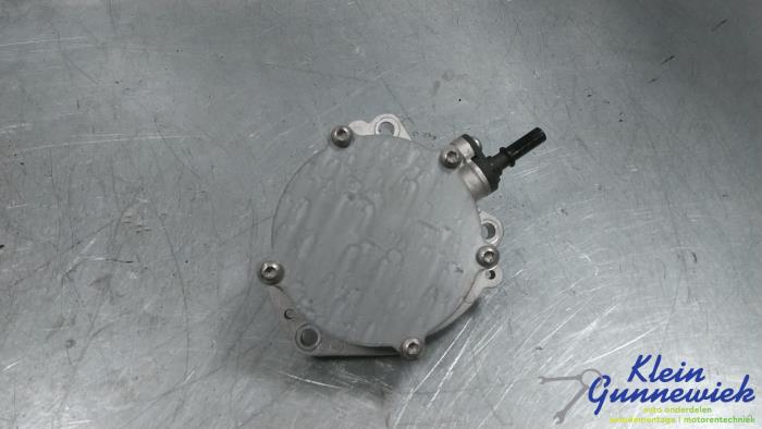 Usagé Pompe à vide assistant de freinage Opel Crossland X Prix € 26,00 Règlement à la marge proposé par Klein Gunnewiek Autodemontage & Motorentechniek