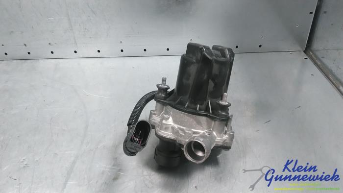 Używane Pompa gazów spalinowych Audi RS7 Cena € 105,00 Procedura marży oferowane przez Klein Gunnewiek Autodemontage & Motorentechniek