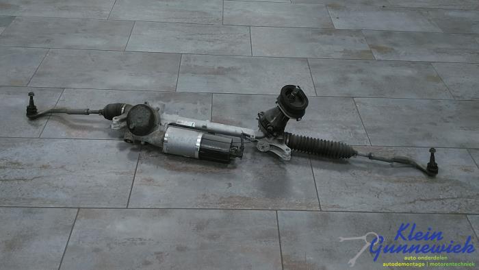Begagnade Styrbox Volvo XC40 Pris € 191,00 Marginaltabell erbjuds av Klein Gunnewiek Autodemontage & Motorentechniek