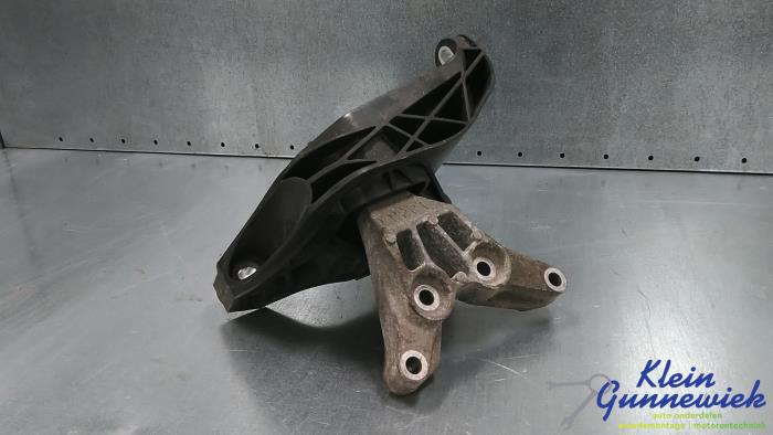 Used Engine mount Opel Grandland X Price € 21,00 Margin scheme offered by Klein Gunnewiek Autodemontage & Motorentechniek
