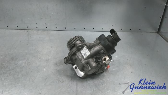 Gebrauchte Kraftstoffpumpe Mechanisch Volkswagen Passat Preis € 322,00 Margenregelung angeboten von Klein Gunnewiek Autodemontage & Motorentechniek