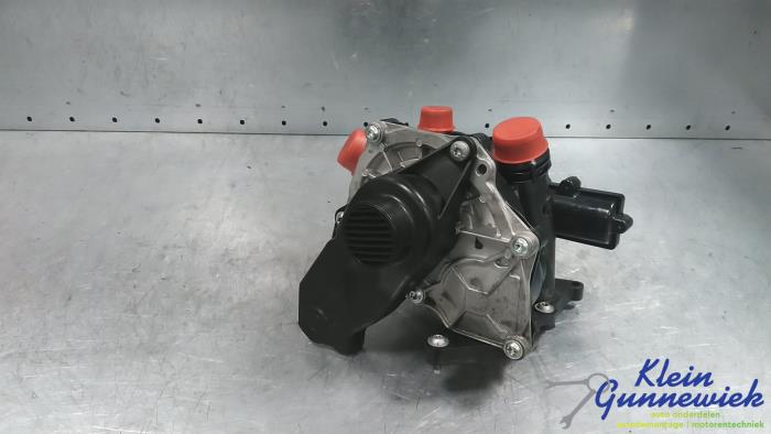 Begagnade Vattenpump Volkswagen E-Golf Pris € 229,00 Marginaltabell erbjuds av Klein Gunnewiek Autodemontage & Motorentechniek