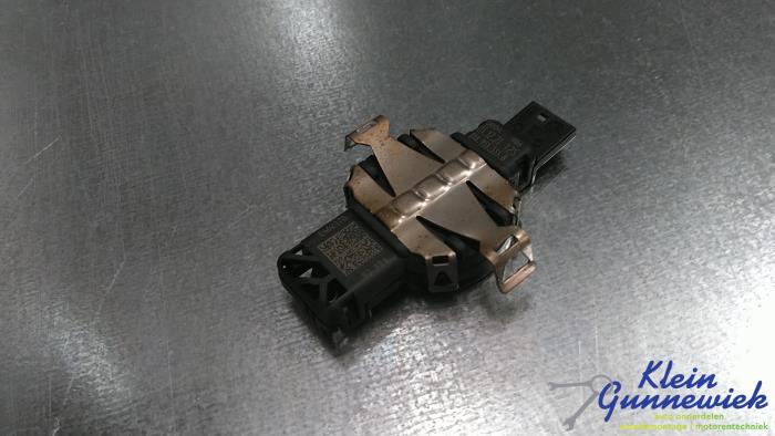 Begagnade Regnsensor Cupra Formentor Pris € 20,00 Marginaltabell erbjuds av Klein Gunnewiek Autodemontage & Motorentechniek