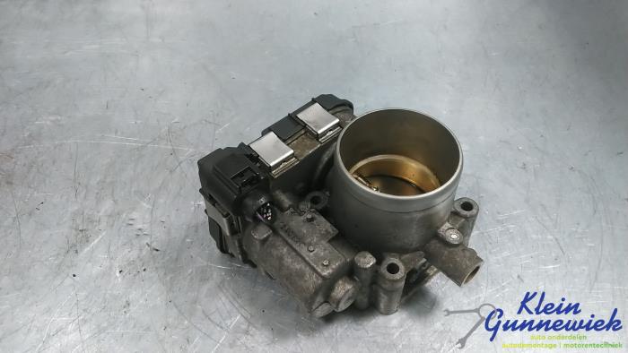 Usagé Boitier papillon Volkswagen Passat Prix € 75,00 Règlement à la marge proposé par Klein Gunnewiek Autodemontage & Motorentechniek