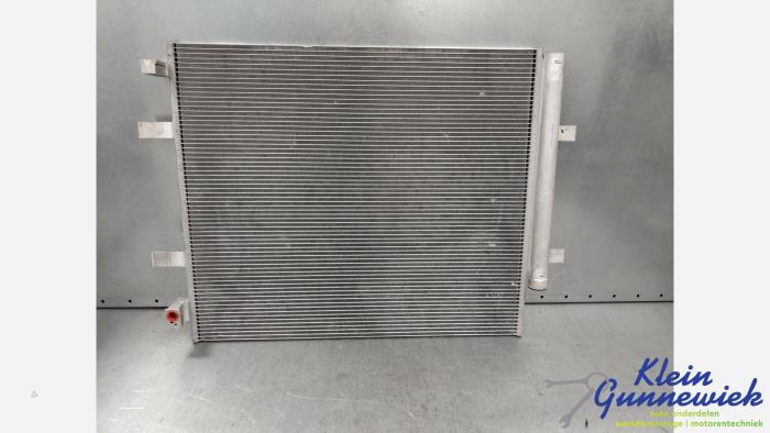 Usagé Condenseur de climatisation Cupra Born Prix € 165,00 Règlement à la marge proposé par Klein Gunnewiek Autodemontage & Motorentechniek