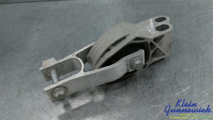 Used Engine mount Volvo XC40 Price € 31,00 Margin scheme offered by Klein Gunnewiek Autodemontage & Motorentechniek