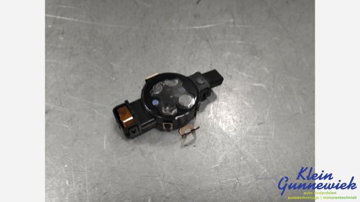 Begagnade Regnsensor Cupra Born Pris € 46,00 Marginaltabell erbjuds av Klein Gunnewiek Autodemontage & Motorentechniek