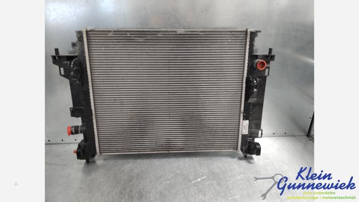 Used Radiator Renault Twingo Price € 30,00 Margin scheme offered by Klein Gunnewiek Autodemontage & Motorentechniek