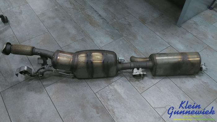 Used Particulate filter Mercedes CLA Price € 445,00 Margin scheme offered by Klein Gunnewiek Autodemontage & Motorentechniek
