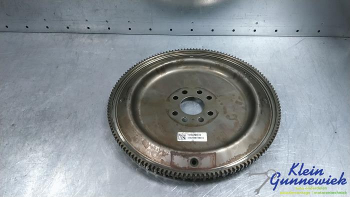 Begagnade Startkuggkrans Mercedes E-Klasse Pris € 80,00 Marginaltabell erbjuds av Klein Gunnewiek Autodemontage & Motorentechniek
