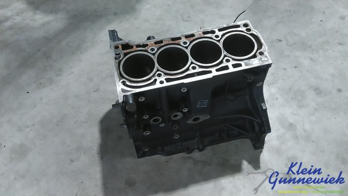 Used Engine crankcase Volkswagen Golf Price € 285,00 Margin scheme offered by Klein Gunnewiek Autodemontage & Motorentechniek