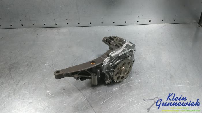 Gebrauchte Ölpumpe Mercedes E-Klasse Preis € 144,00 Margenregelung angeboten von Klein Gunnewiek Autodemontage & Motorentechniek