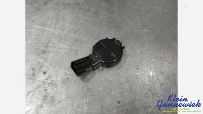 Begagnade Regnsensor Opel Corsa Pris € 35,00 Marginaltabell erbjuds av Klein Gunnewiek Autodemontage & Motorentechniek
