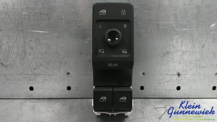 Usados Interruptor combinado de ventanillas Volkswagen ID.3 Precio € 44,00 Norma de margen ofrecido por Klein Gunnewiek Autodemontage & Motorentechniek