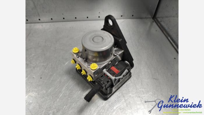 Usagé Bloc ABS Volkswagen ID.3 Prix € 219,00 Règlement à la marge proposé par Klein Gunnewiek Autodemontage & Motorentechniek