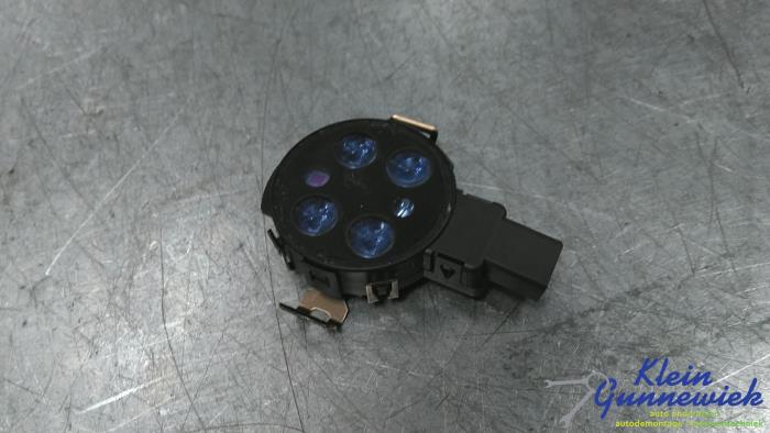 Begagnade Regnsensor Kia EV6 Pris € 95,00 Marginaltabell erbjuds av Klein Gunnewiek Autodemontage & Motorentechniek