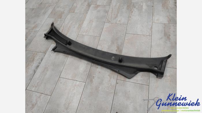 Używane Parawan Kia EV6 Cena € 75,00 Procedura marży oferowane przez Klein Gunnewiek Autodemontage & Motorentechniek