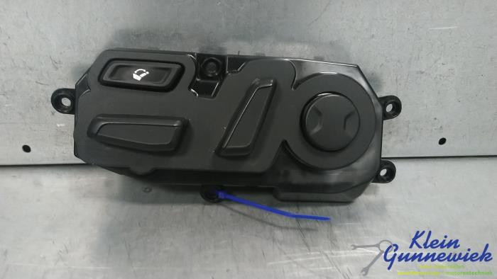 Używane Przelacznik Kia EV6 Cena € 150,00 Procedura marży oferowane przez Klein Gunnewiek Autodemontage & Motorentechniek