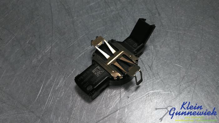 Begagnade Regnsensor Mercedes Sprinter Pris € 29,00 Marginaltabell erbjuds av Klein Gunnewiek Autodemontage & Motorentechniek