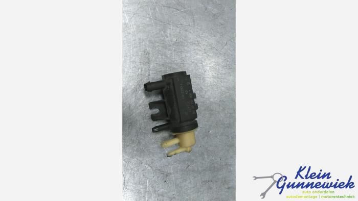 Begagnade Laddtryckssensor Mercedes Vito Pris € 25,00 Marginaltabell erbjuds av Klein Gunnewiek Autodemontage & Motorentechniek