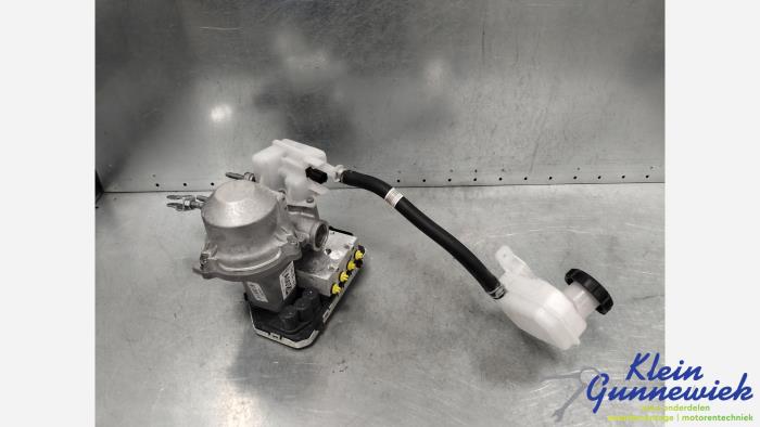 Used ABS pump Kia EV6 Price € 695,00 Margin scheme offered by Klein Gunnewiek Autodemontage & Motorentechniek