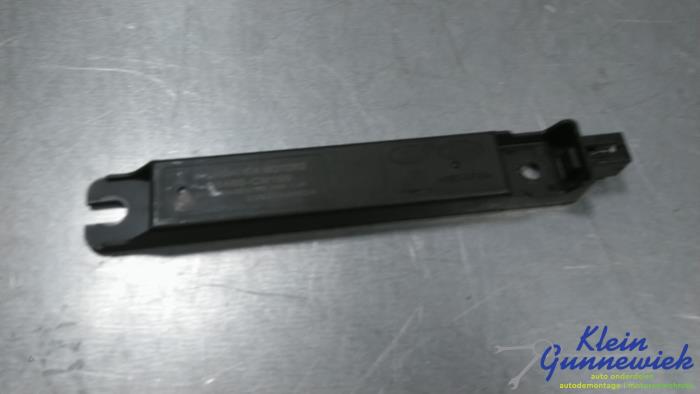 Używane Antena Kia EV6 Cena € 25,00 Procedura marży oferowane przez Klein Gunnewiek Autodemontage & Motorentechniek