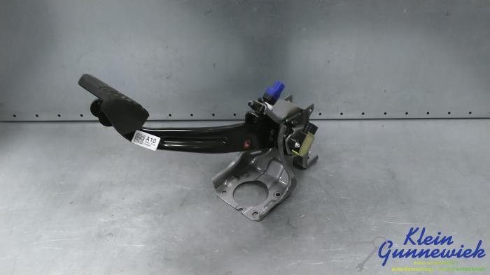 Używane Pedal hamulca Kia EV6 Cena € 35,00 Procedura marży oferowane przez Klein Gunnewiek Autodemontage & Motorentechniek