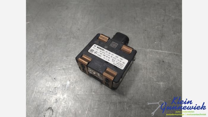 Używane Czujnik Side Assist Mercedes Sprinter Cena € 191,00 Procedura marży oferowane przez Klein Gunnewiek Autodemontage & Motorentechniek