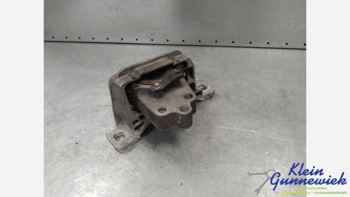 Usagé Support moteur Ford Focus Prix € 38,00 Règlement à la marge proposé par Klein Gunnewiek Autodemontage & Motorentechniek