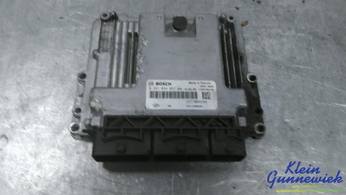 Used Injection computer Opel Vivaro Price € 195,00 Margin scheme offered by Klein Gunnewiek Autodemontage & Motorentechniek