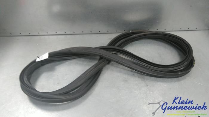 Tailgate seal rubber