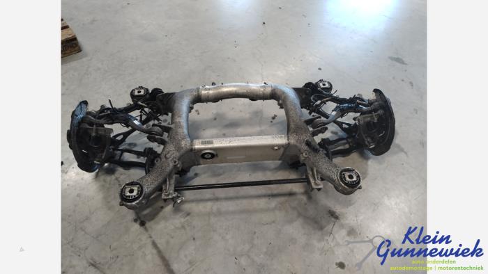 Używane Os tylna 4x4 BMW 7-Serie Cena € 907,00 Procedura marży oferowane przez Klein Gunnewiek Autodemontage & Motorentechniek