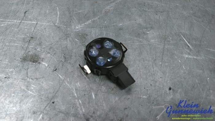 Begagnade Regnsensor Kia EV6 Pris € 95,00 Marginaltabell erbjuds av Klein Gunnewiek Autodemontage & Motorentechniek
