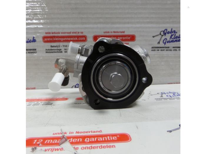 New Opel Vectra Mechanical fuel pump - 93174538 Z22YH