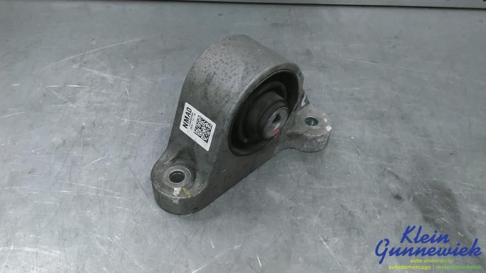 Used Engine mount Kia EV6 Price € 35,00 Margin scheme offered by Klein Gunnewiek Autodemontage & Motorentechniek