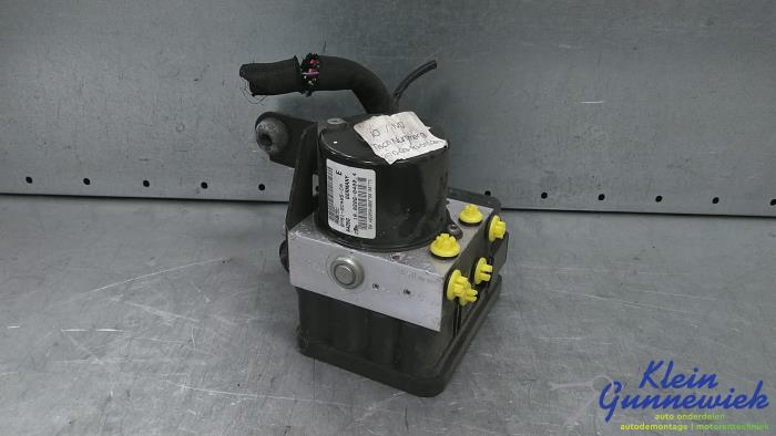 Usagé Bloc ABS Ford C-Max Prix € 61,00 Règlement à la marge proposé par Klein Gunnewiek Autodemontage & Motorentechniek