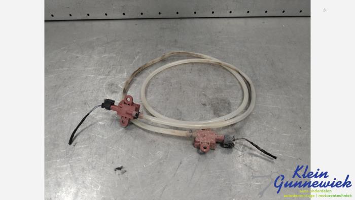 Begagnade Sensor (övriga) BMW X5 Pris € 125,00 Marginaltabell erbjuds av Klein Gunnewiek Autodemontage & Motorentechniek