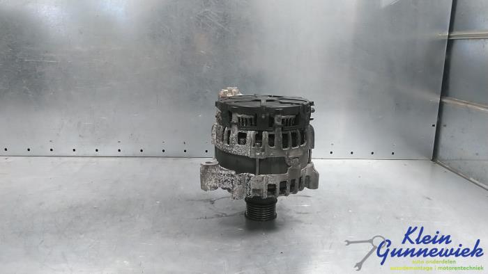 Begagnade Dynamo BMW 7-Serie Pris € 89,00 Marginaltabell erbjuds av Klein Gunnewiek Autodemontage & Motorentechniek
