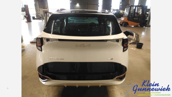 Begagnade Baklucka Kia Sportage Pris € 845,00 Marginaltabell erbjuds av Klein Gunnewiek Autodemontage & Motorentechniek