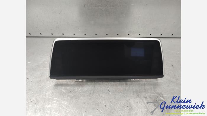 Begagnade Innerdisplay BMW 7-Serie Pris € 441,00 Marginaltabell erbjuds av Klein Gunnewiek Autodemontage & Motorentechniek