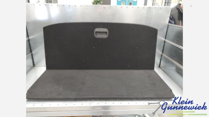 Usagé Coffre tapis Kia Sportage Prix € 146,00 Règlement à la marge proposé par Klein Gunnewiek Autodemontage & Motorentechniek